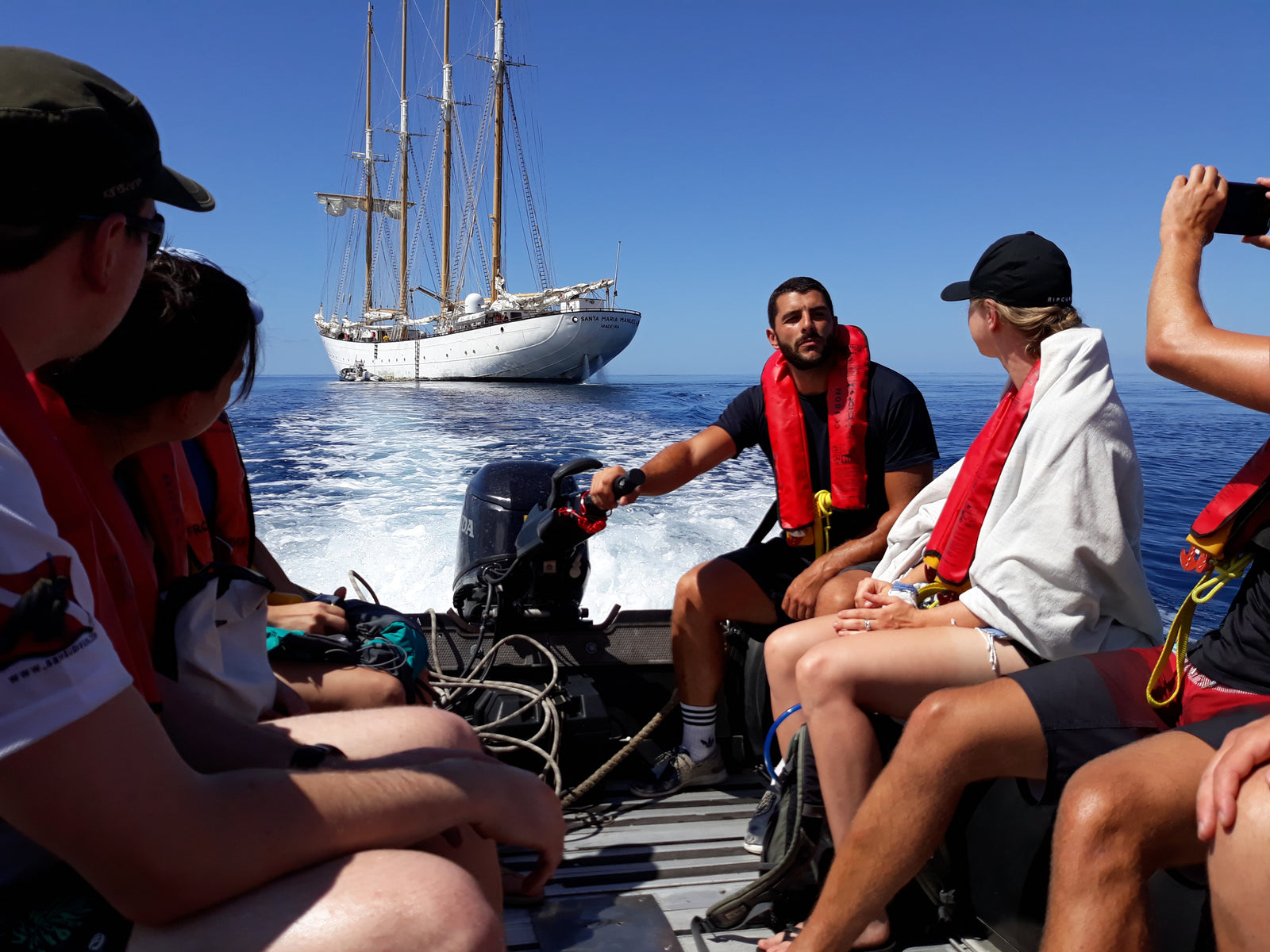 Santa Maria Manuela - Zodiac