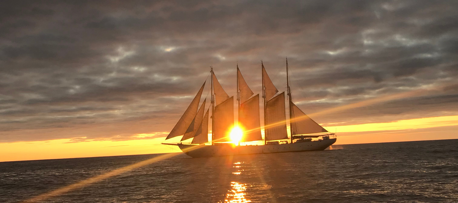 VOYAGE 36 – Terceira - São Jorge - Pico -  Terceira - SantaMariaManuela