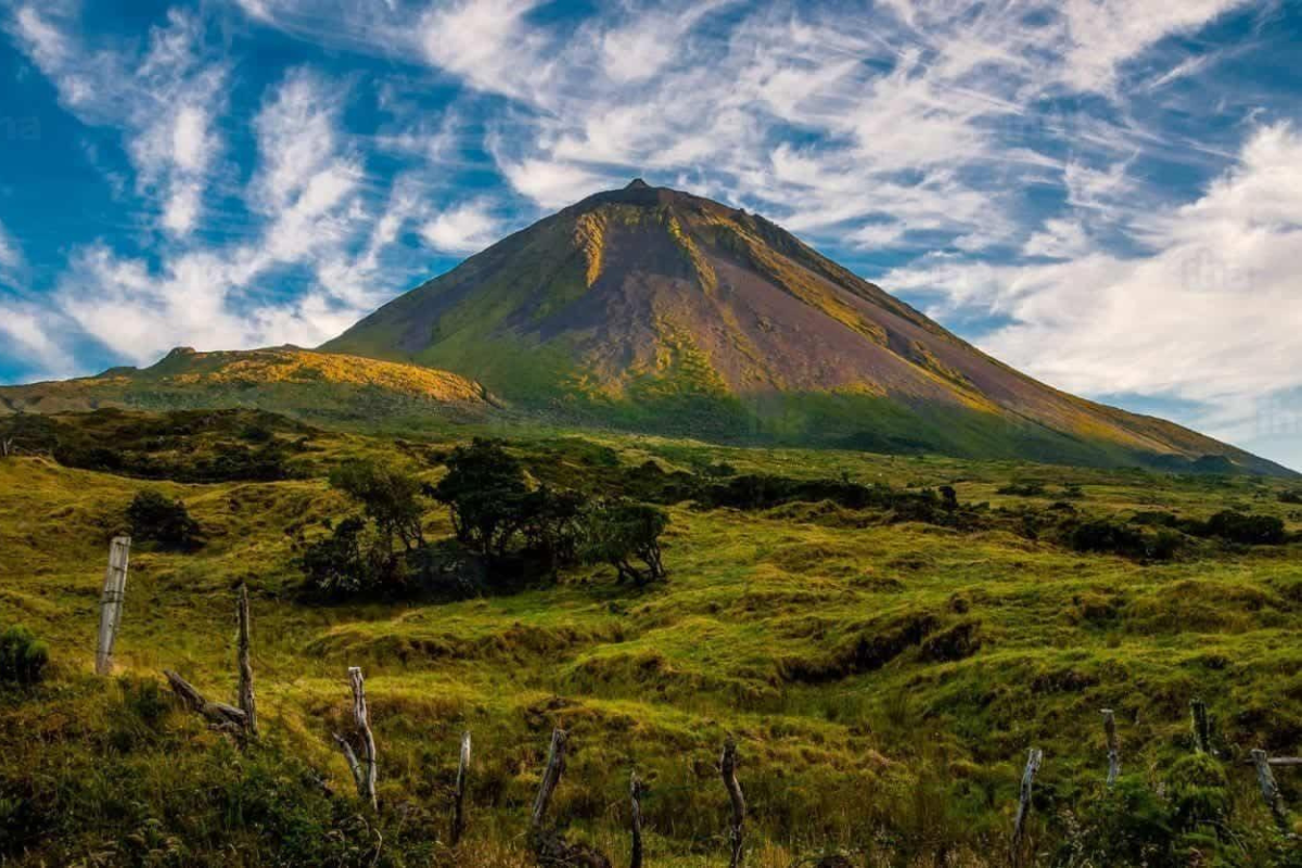 V18 - Azores Hop 2: The Natural beauties of Pico and Sao Jorge - SantaMariaManuela
