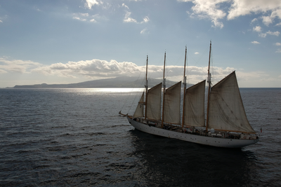 12- Yoga and sailing in the Azores archipelago - SantaMariaManuela